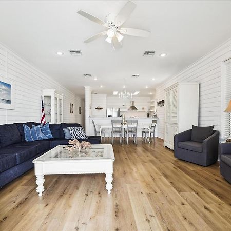Just Beachy - 5 Bedroom 5 Bathroom Beach Front Home! Sleeps 20 Home Panama City Beach Exterior foto